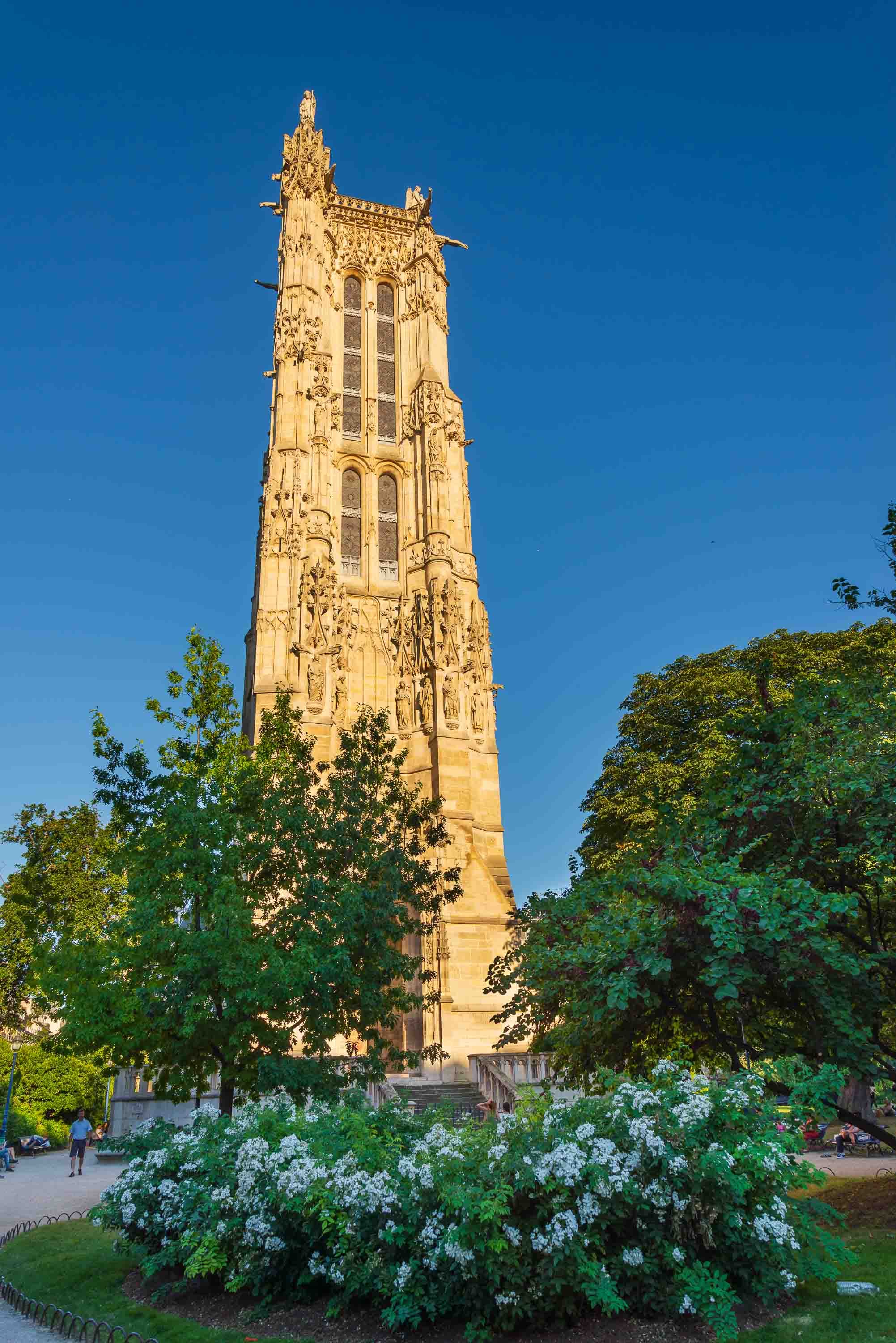 La Tour Saint-Jacques o el comienzo de la ruta hacia el Finis Terrae