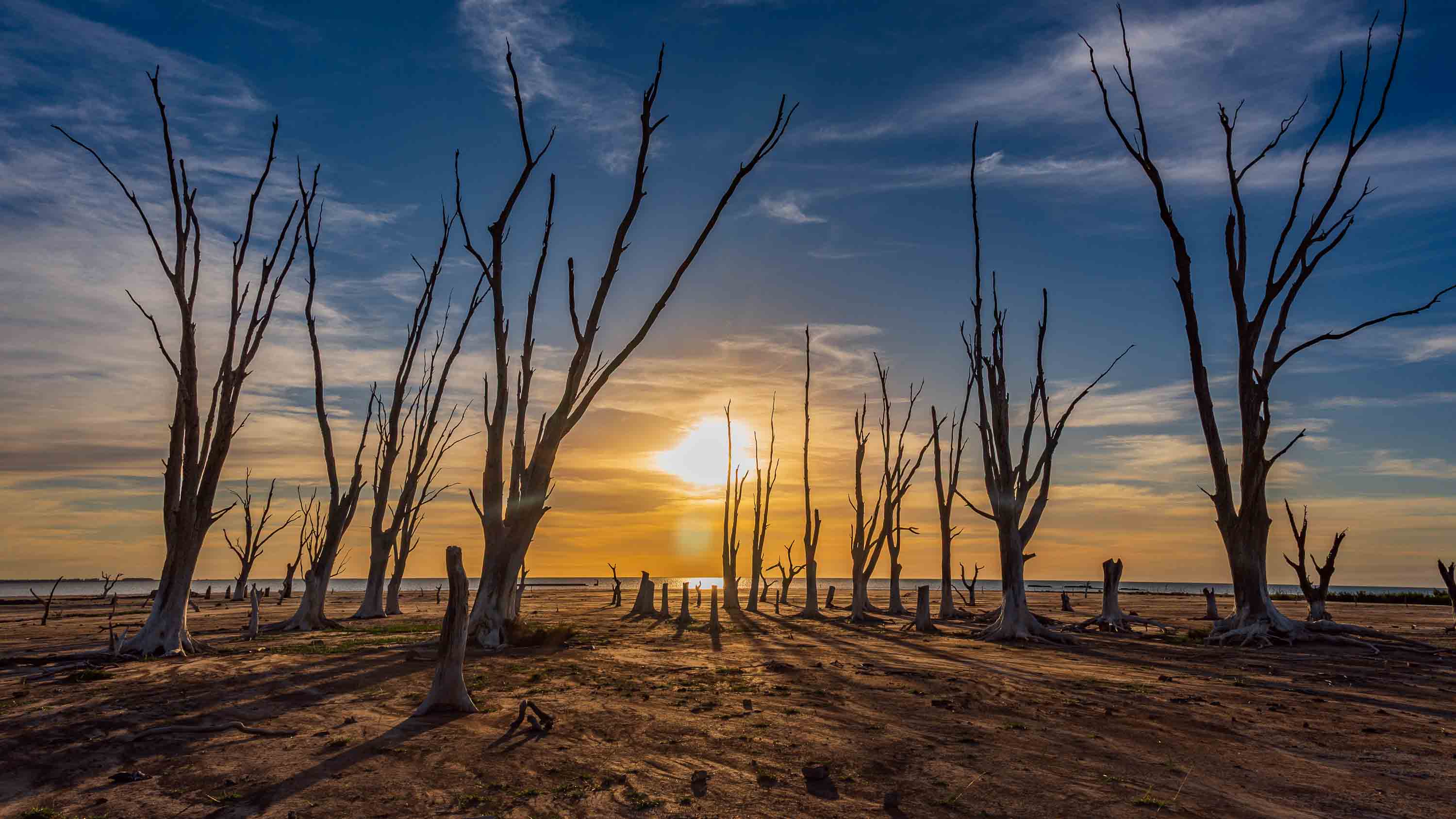 La hora dorada — Miramar de Ansenuza, Argentina