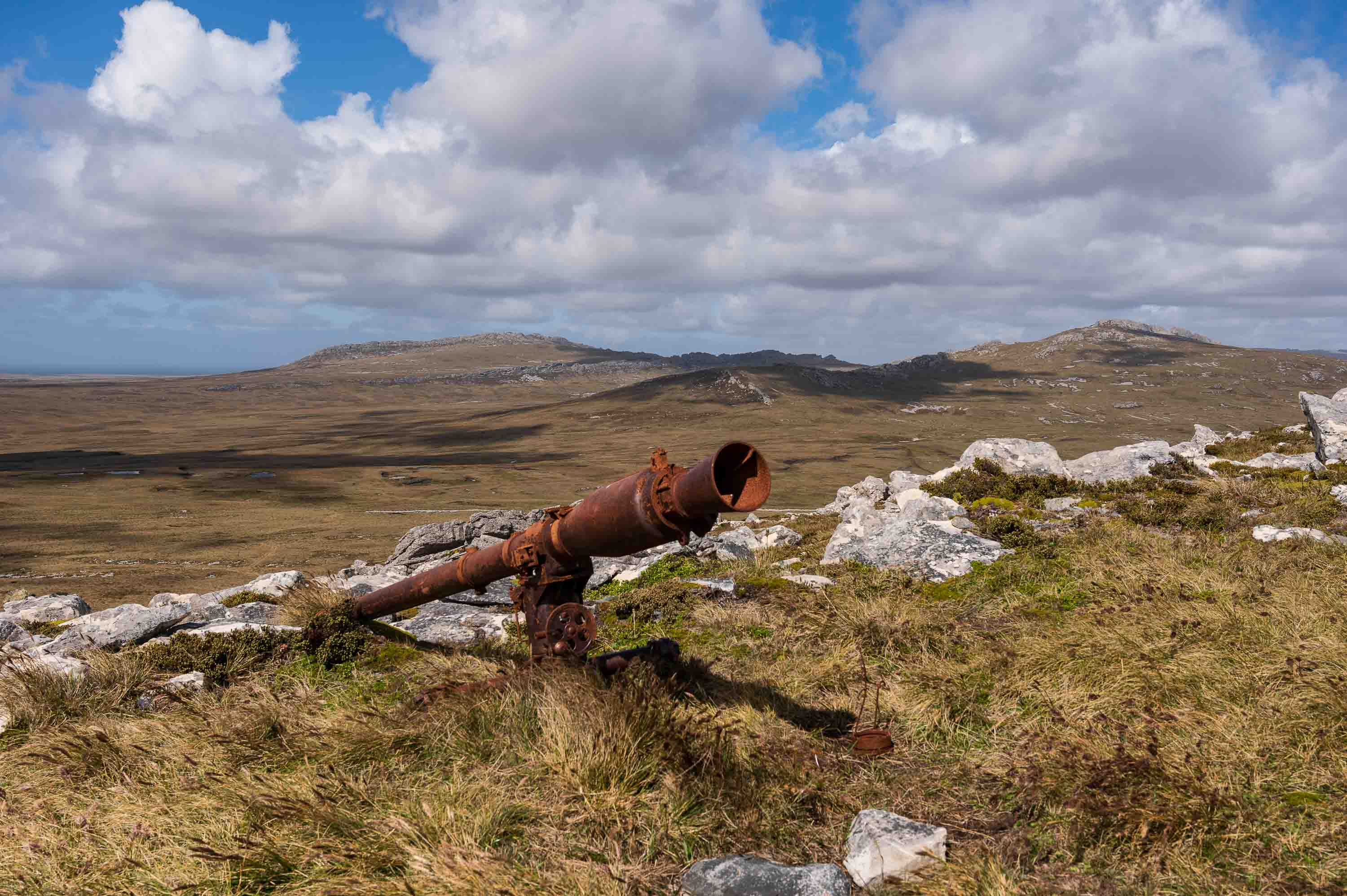 Armas en silencio — Monte Tumbledown, Islas Malvinas
