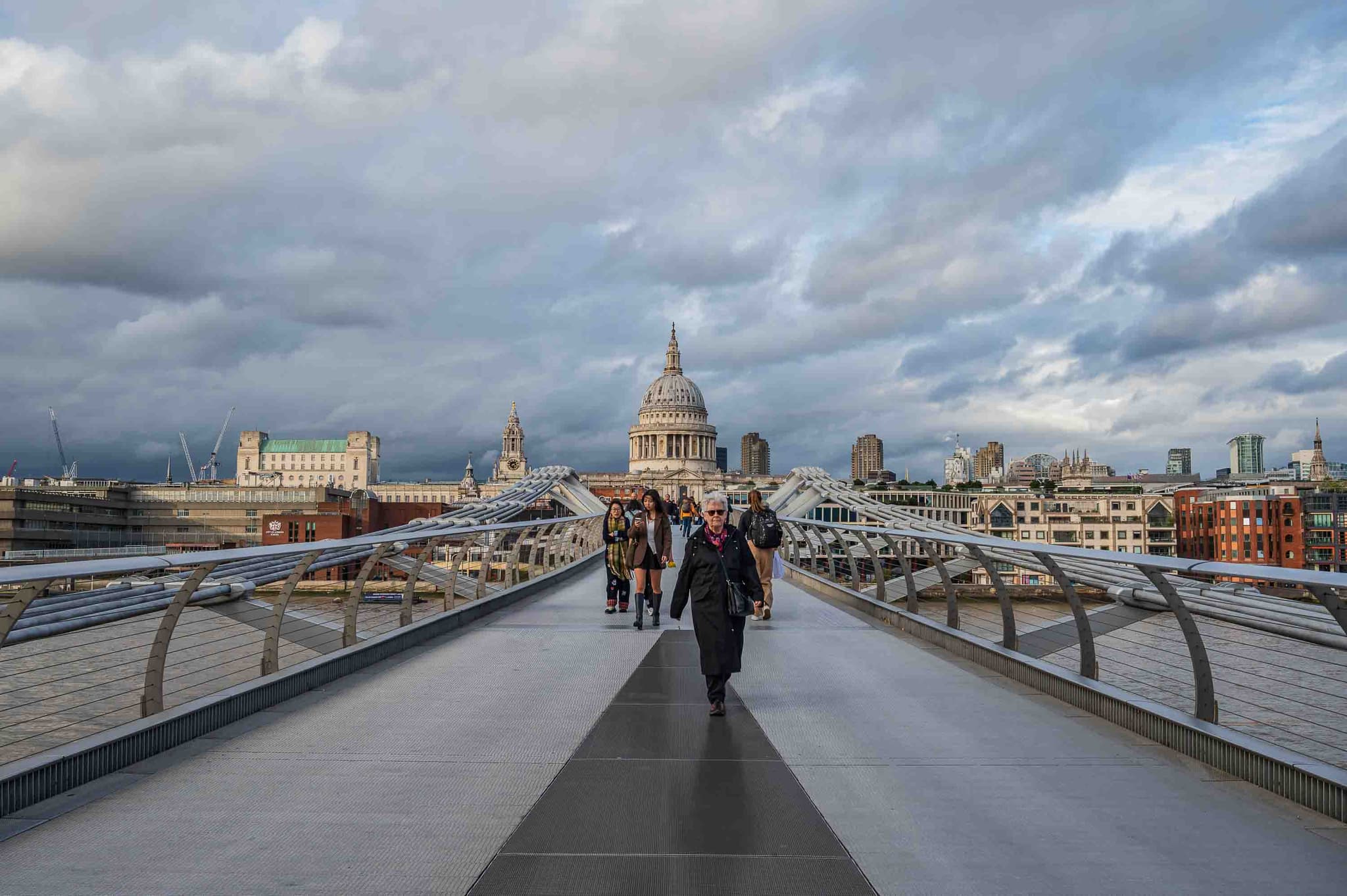 Millennium Bridge — Londres, Inglaterra